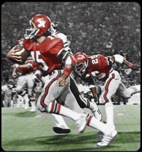 David Hines carries the ball